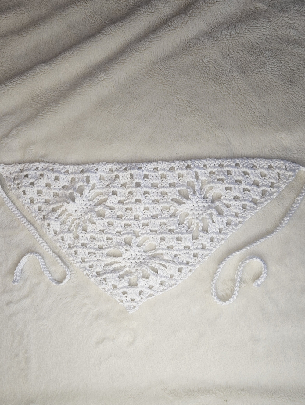 Handmade White Crochet Bandana - Bohemian, Cottagecore, Festival - Picture 3 of 3